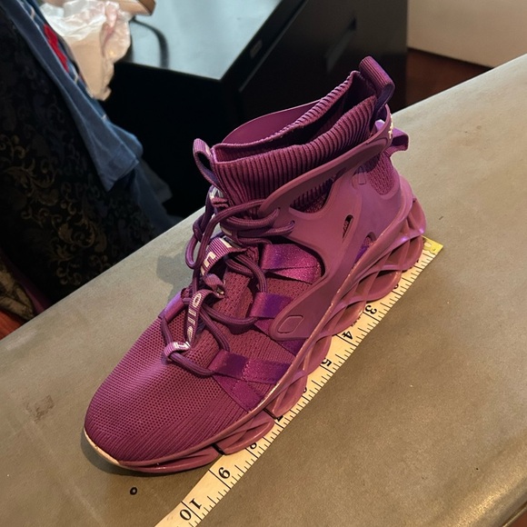 Hello Mr Lin Purple Blade Shoes Running/Walking, (NO SIZE TAG) Size 9. Preowned - Picture 10 of 10